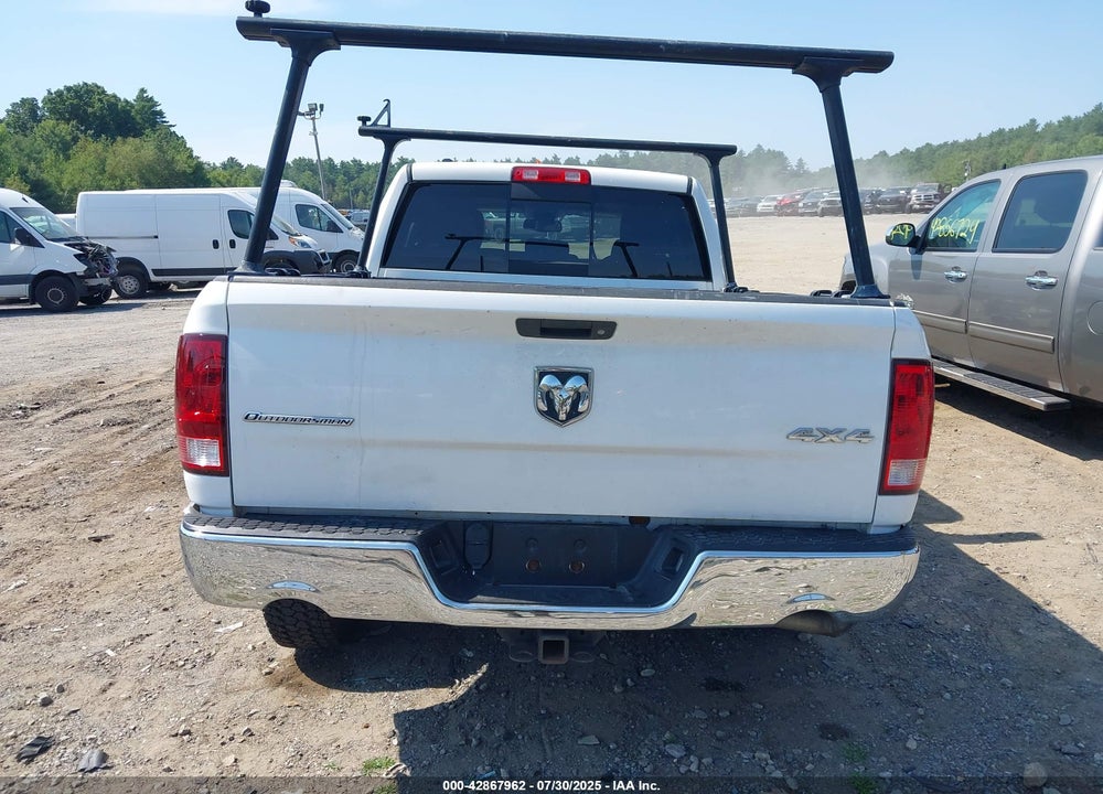 2014 RAM 1500 VIN: 1C6RR7GG2ES112326