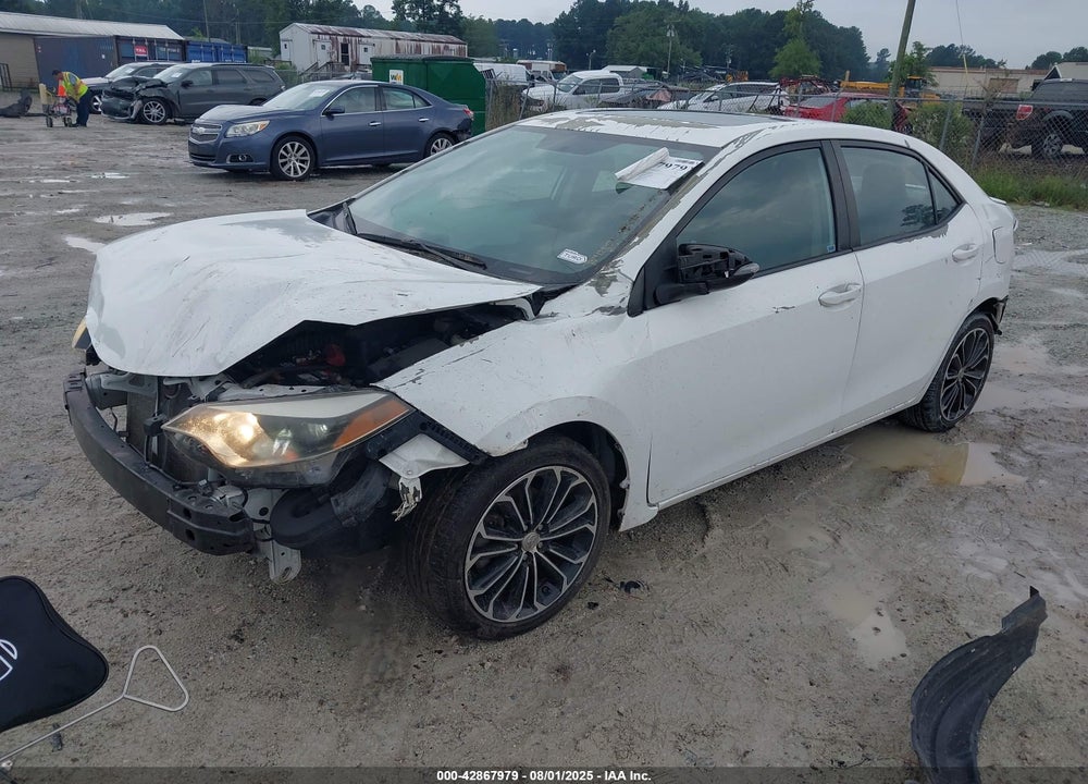 2015 TOYOTA COROLLA VIN: 5YFBURHE3FP296888