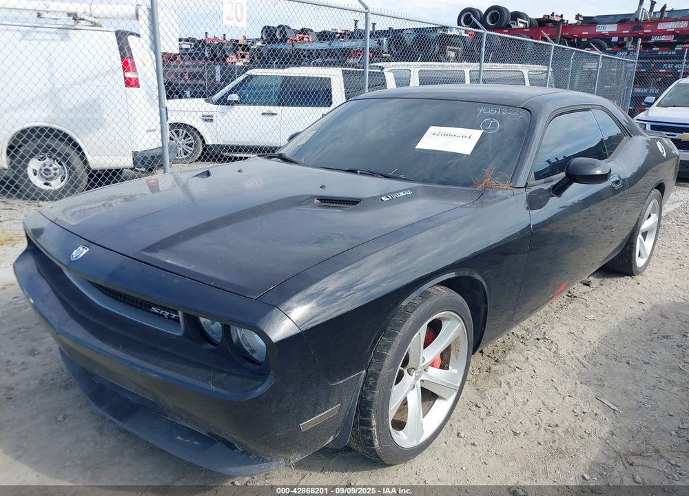 2009 DODGE CHALLENGER SRT8 VIN: 2B3LJ74W49H623701