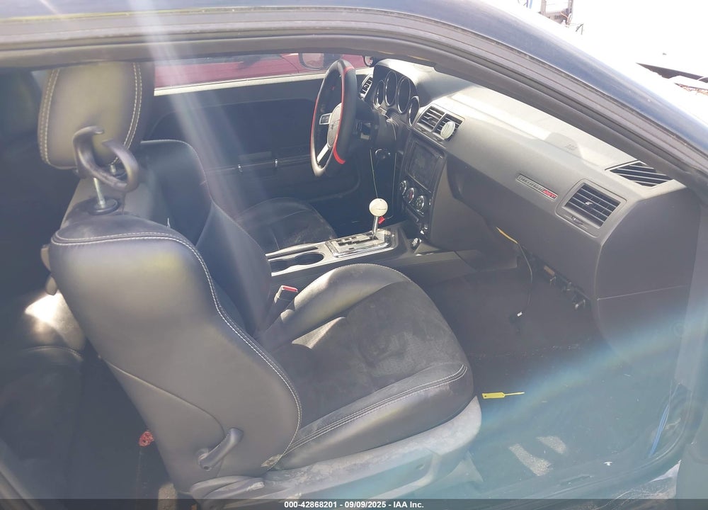 2009 DODGE CHALLENGER SRT8 VIN: 2B3LJ74W49H623701