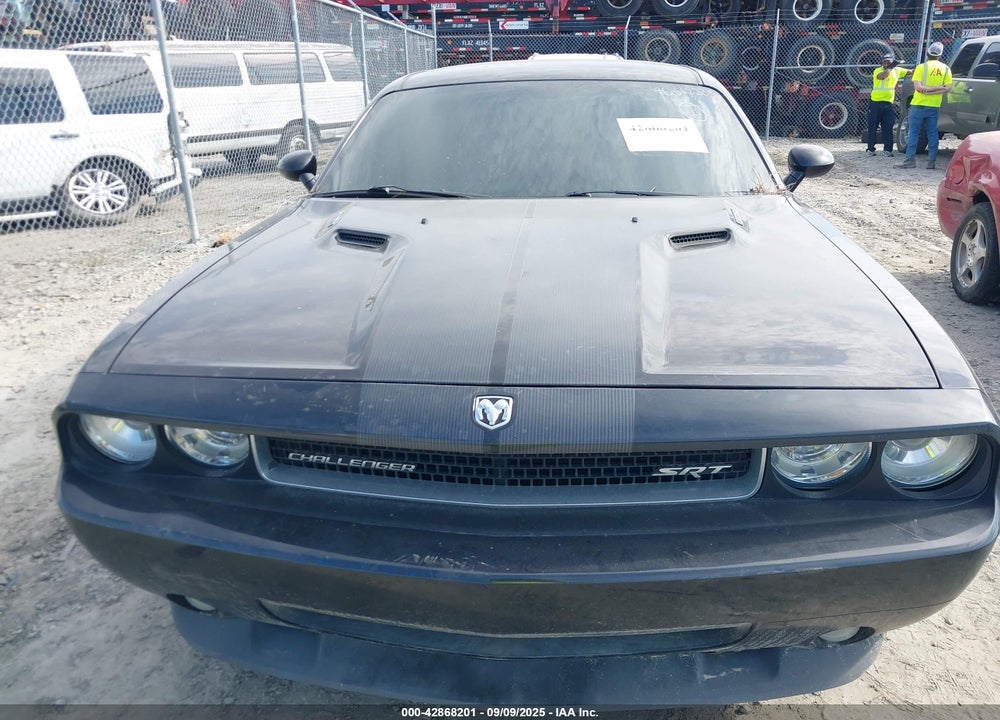 2009 DODGE CHALLENGER SRT8 VIN: 2B3LJ74W49H623701