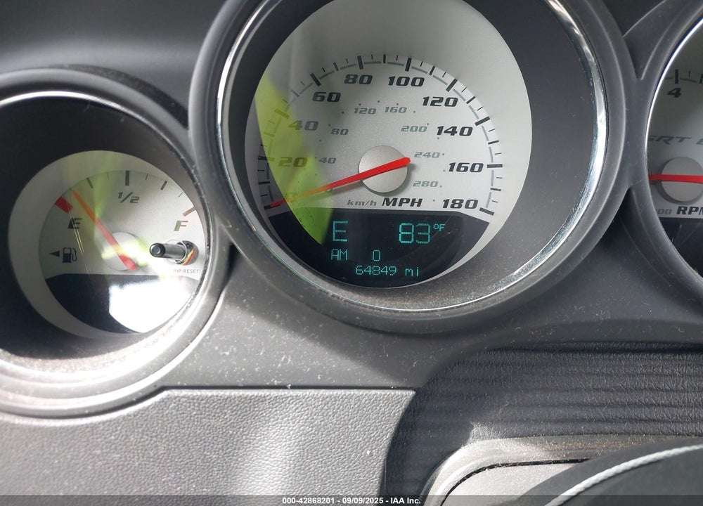 2009 DODGE CHALLENGER SRT8 VIN: 2B3LJ74W49H623701