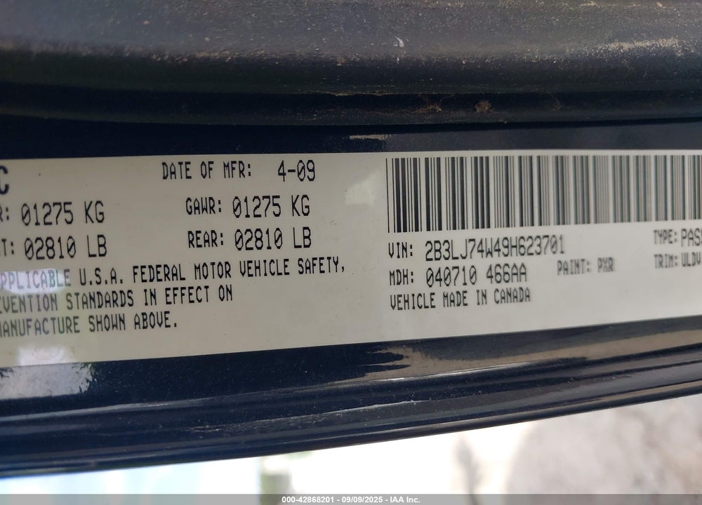 2009 DODGE CHALLENGER SRT8 VIN: 2B3LJ74W49H623701