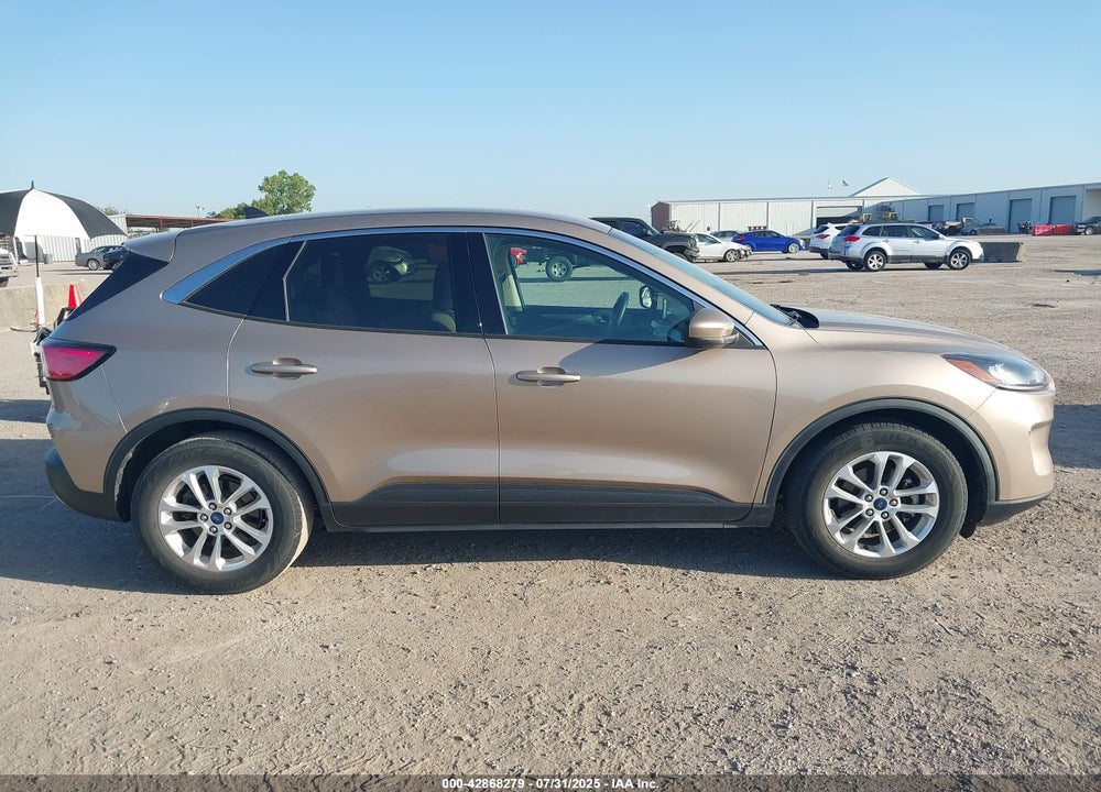 2020 FORD ESCAPE VIN: 1FMCU0G66LUB40915