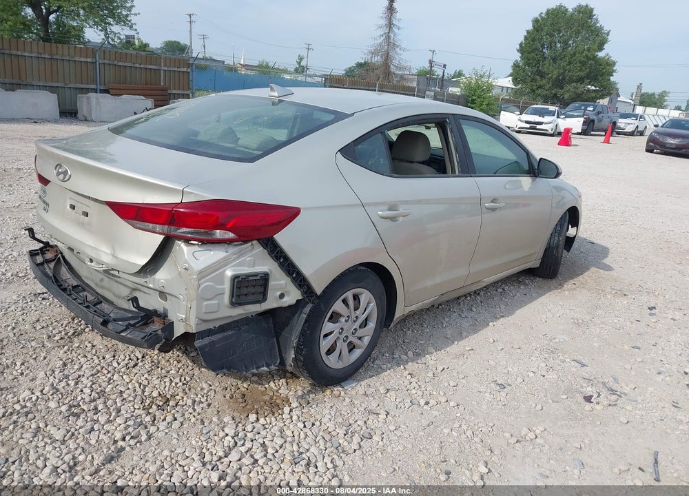 2017 HYUNDAI ELANTRA VIN: 5NPD74LF8HH195770