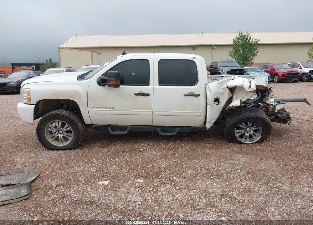 2013 CHEVROLET SILVERADO 1500 LT VIN: 3GCPKSE72DG112942