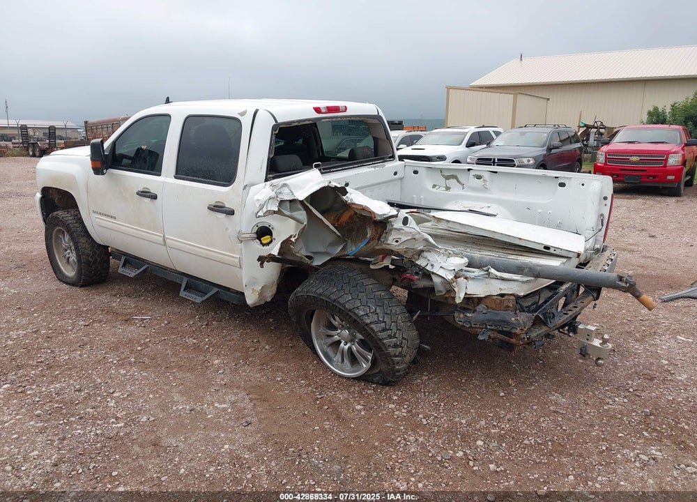 2013 CHEVROLET SILVERADO 1500 LT VIN: 3GCPKSE72DG112942