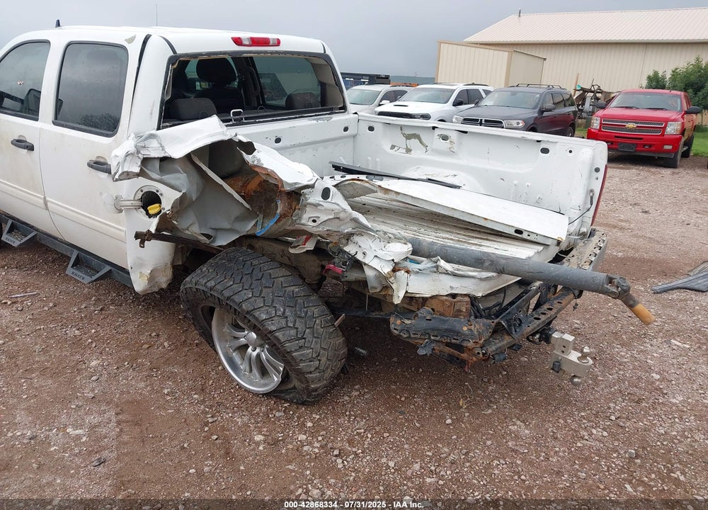 2013 CHEVROLET SILVERADO 1500 LT VIN: 3GCPKSE72DG112942