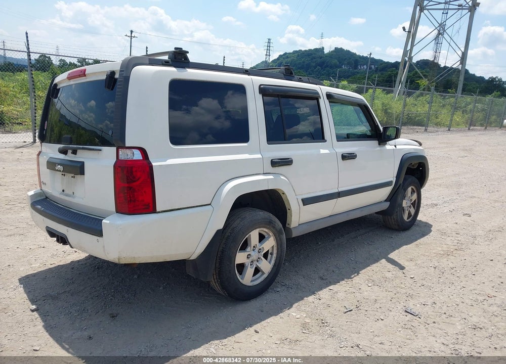 2006 JEEP COMMANDER VIN: 1J8HG48NX6C210742