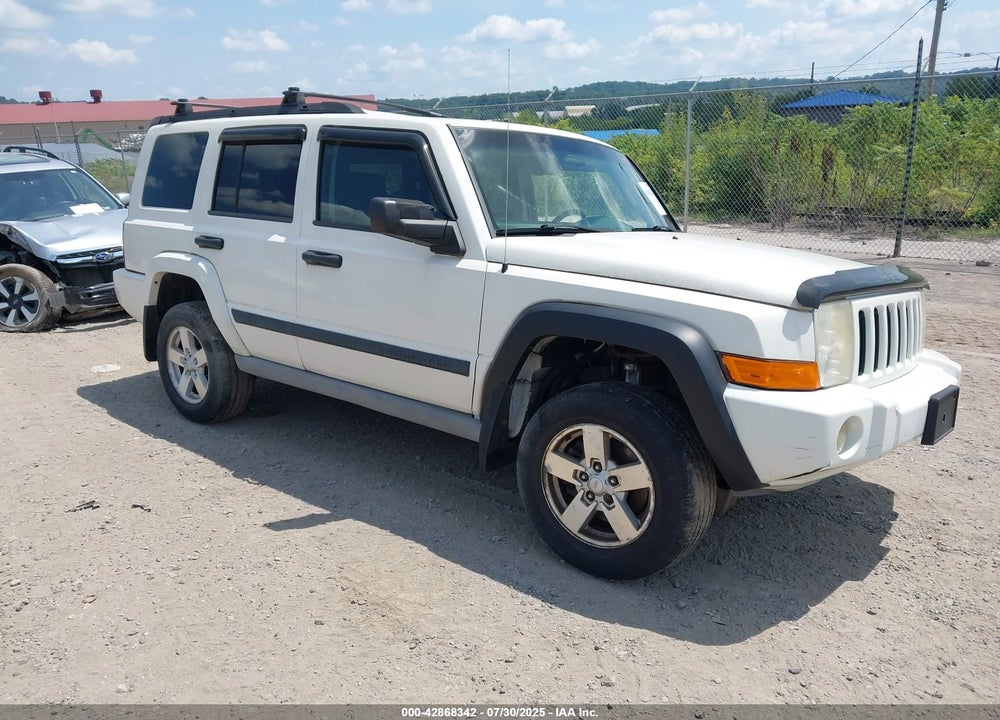 2006 JEEP COMMANDER VIN: 1J8HG48NX6C210742