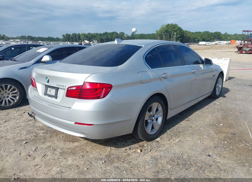 2011 BMW 5 SERIES VIN: WBAFR1C57BDS35288