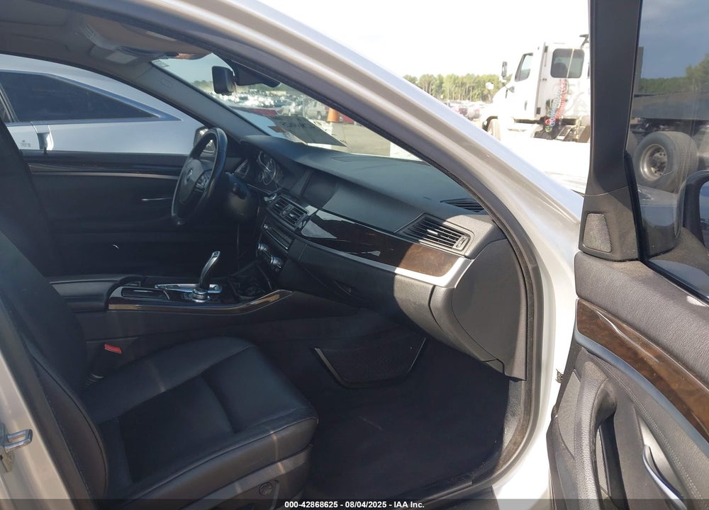 2011 BMW 5 SERIES VIN: WBAFR1C57BDS35288