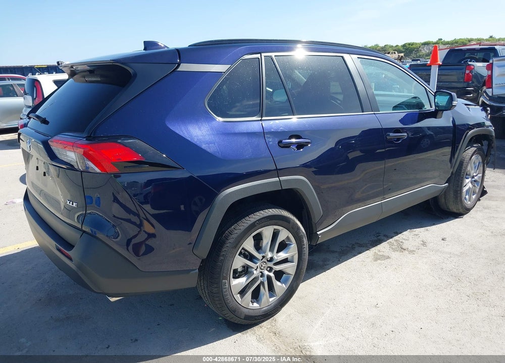 2024 TOYOTA RAV4 VIN: 2T3C1RFV2RW354175