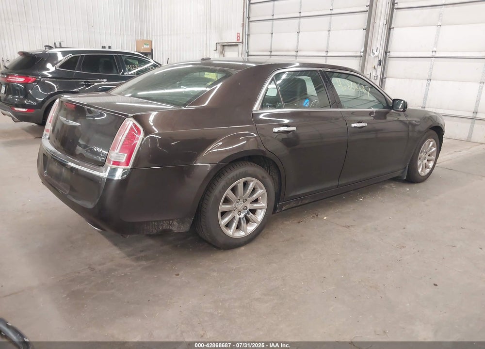 2013 CHRYSLER 300 VIN: 2C3CCAEG4DH578432