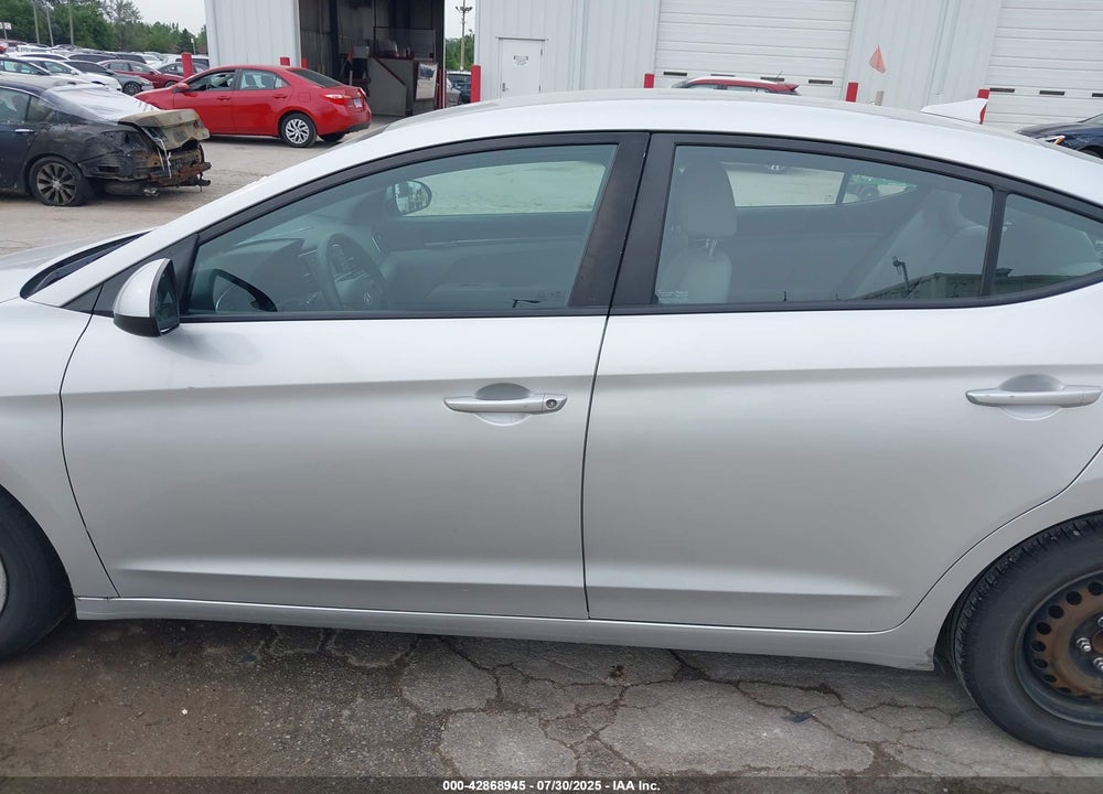 2017 HYUNDAI ELANTRA SE VIN: 5NPD74LF0HH154100