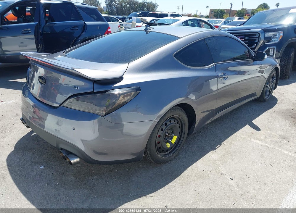 2015 HYUNDAI GENESIS VIN: KMHHU6KJ9FU126502