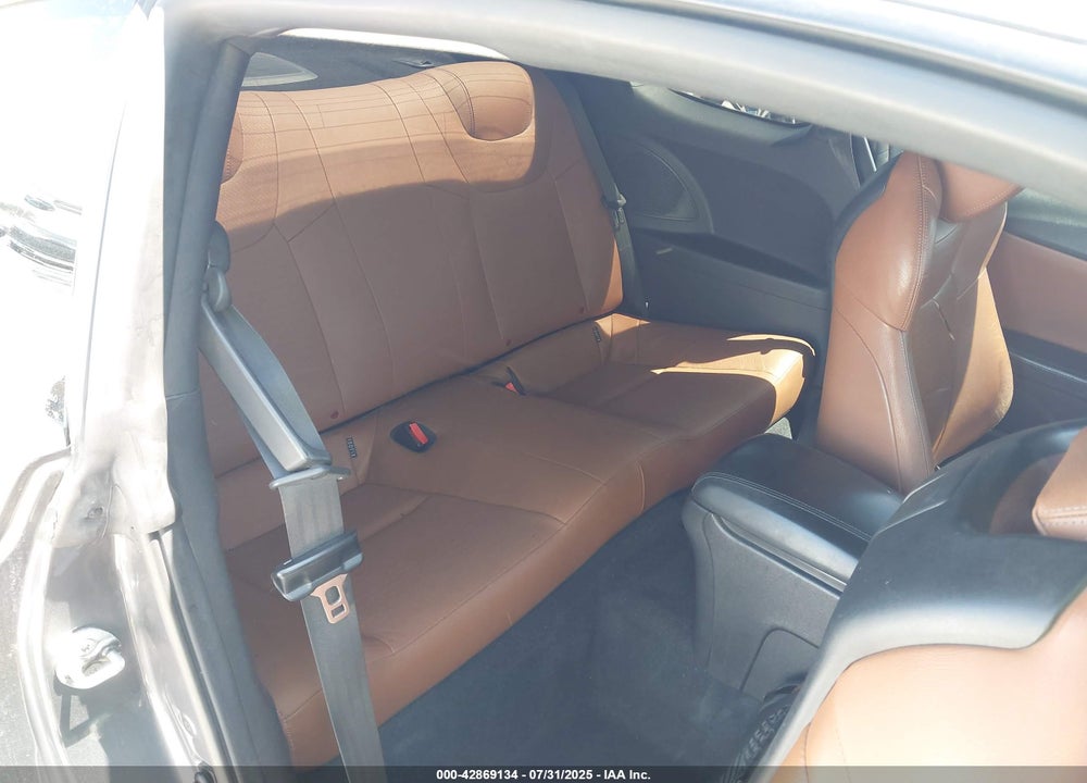 2015 HYUNDAI GENESIS VIN: KMHHU6KJ9FU126502