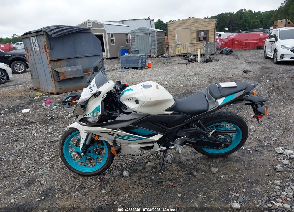 2024 YAMAHA YZFR3 A VIN: MH3RH18Y6RK016593