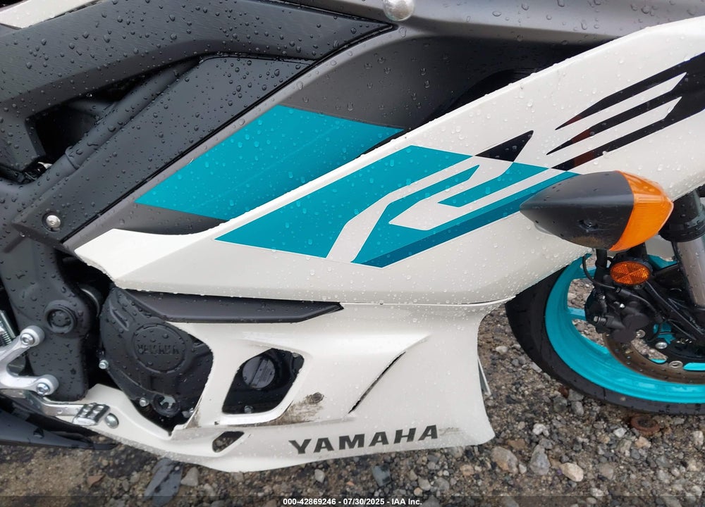 2024 YAMAHA YZFR3 A VIN: MH3RH18Y6RK016593