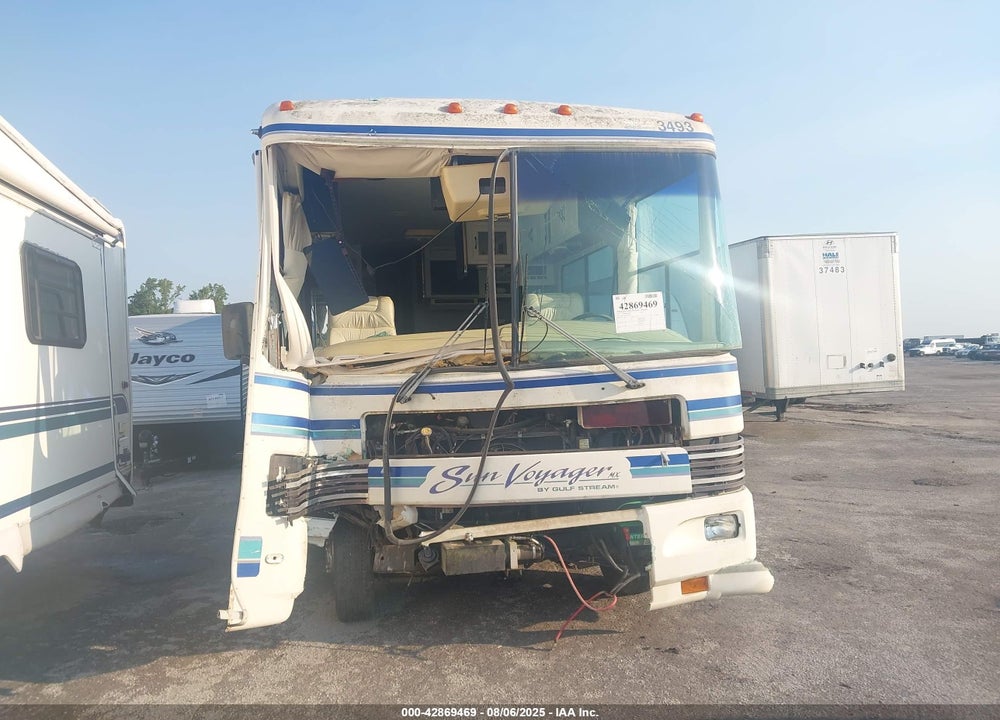1996 CHEVROLET P30 VIN: 1GBLP37N6S3312809