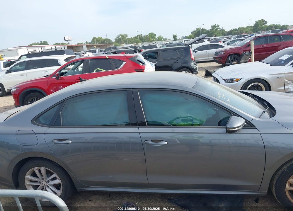 2020 VOLKSWAGEN PASSAT VIN: 1VWAA7A37LC004629
