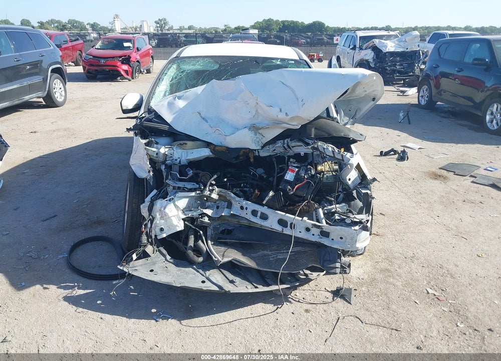 2015 FORD FOCUS SE VIN: 1FADP3F21FL386027