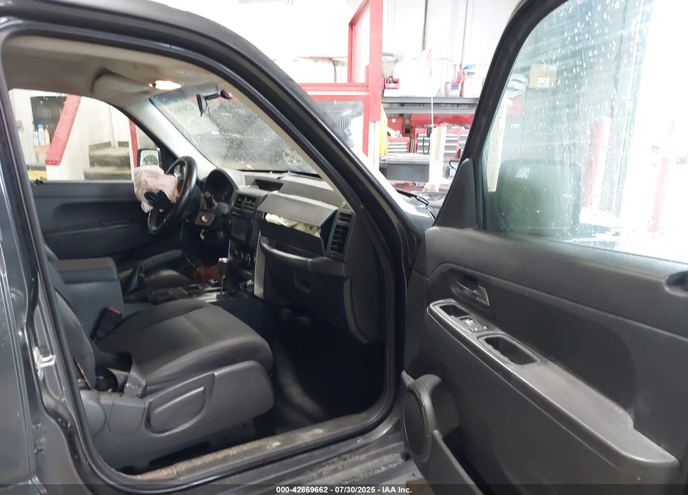 2011 JEEP LIBERTY VIN: 1J4PN2GK5BW510776