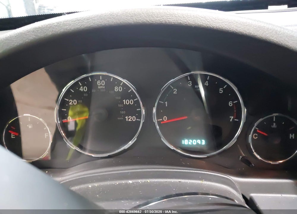 2011 JEEP LIBERTY VIN: 1J4PN2GK5BW510776
