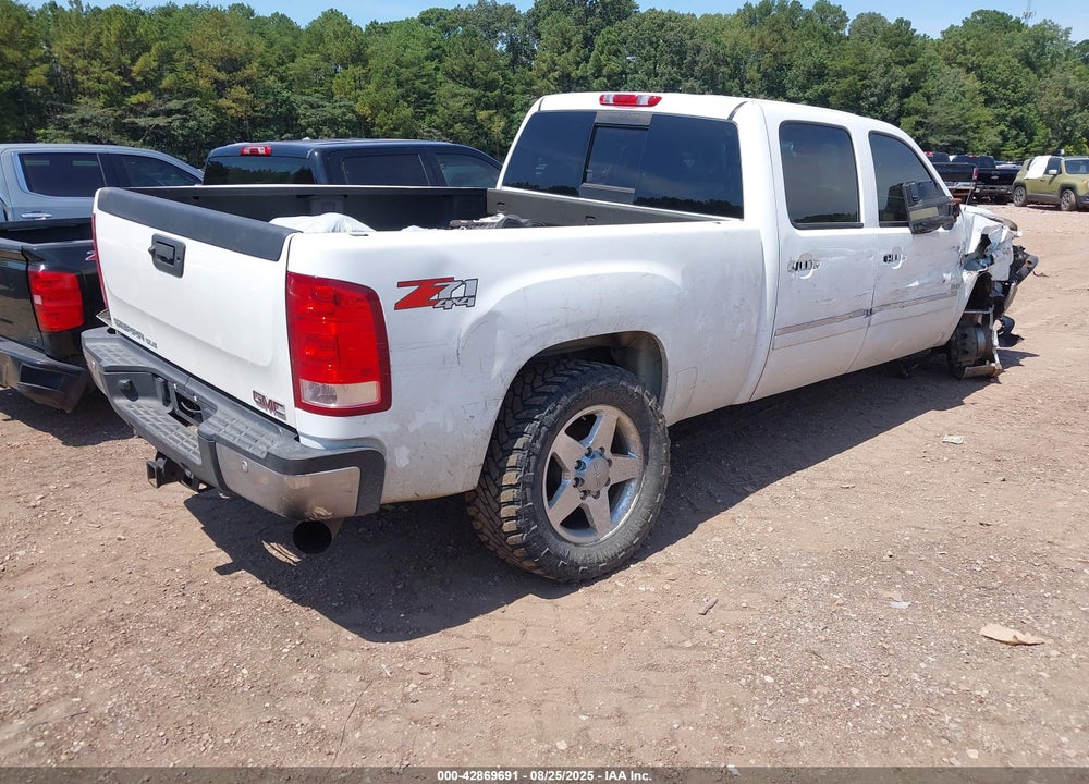 2014 GMC SIERRA 2500HD SLE VIN: 1GT120C82EF188475