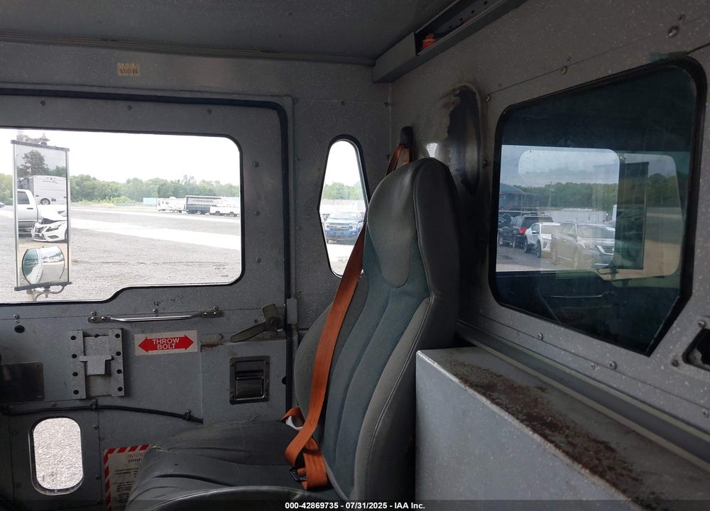2007 INTERNATIONAL 4000 4300 VIN: 1HTMMAAM17H532112