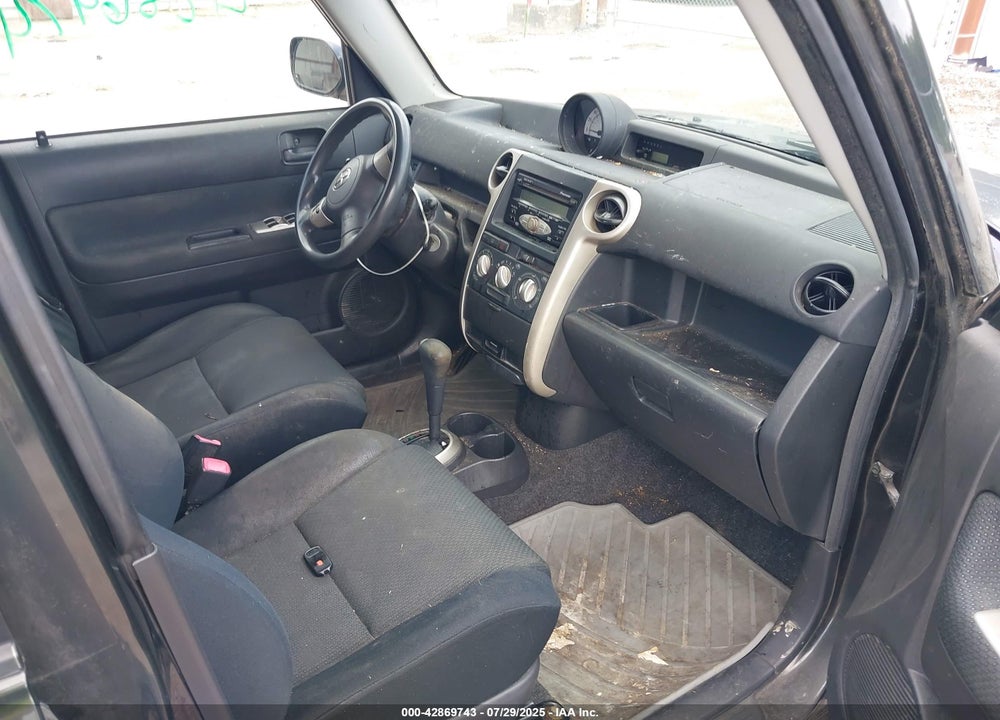 2006 SCION XB VIN: JTLKT324464103025