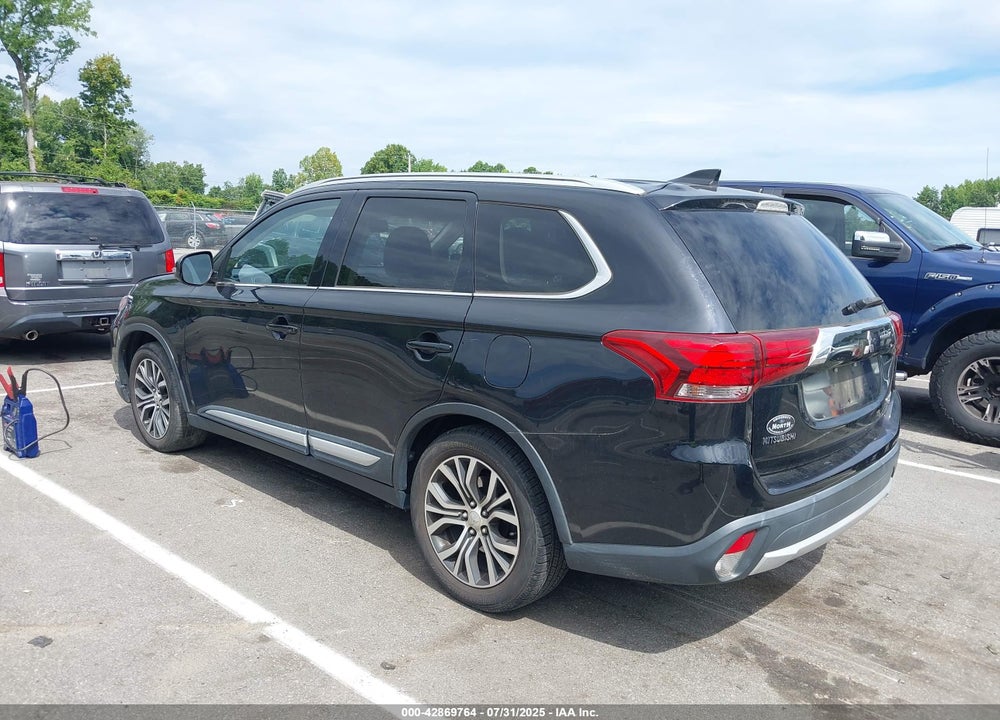 2017 MITSUBISHI OUTLANDER VIN: JA4AD3A38HZ057518
