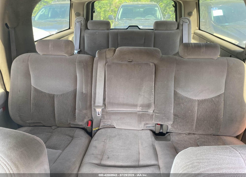 2003 CHEVROLET SUBURBAN VIN: 3GNEC16Z83G100685