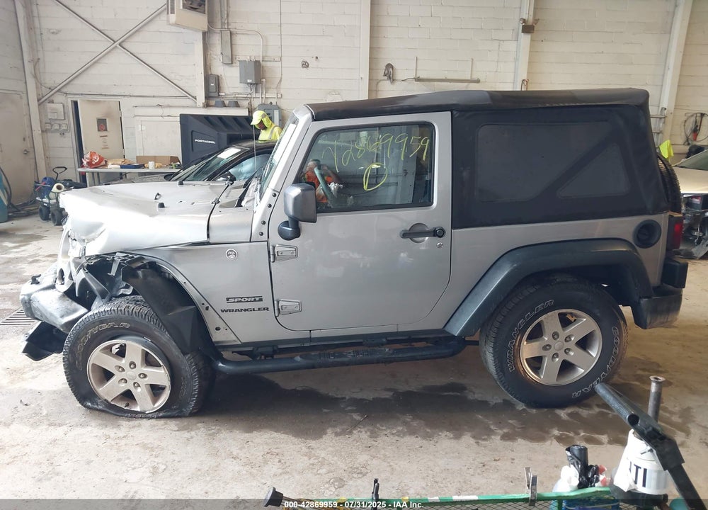 2017 JEEP WRANGLER / VIN: 1C4AJWAG5HL560882