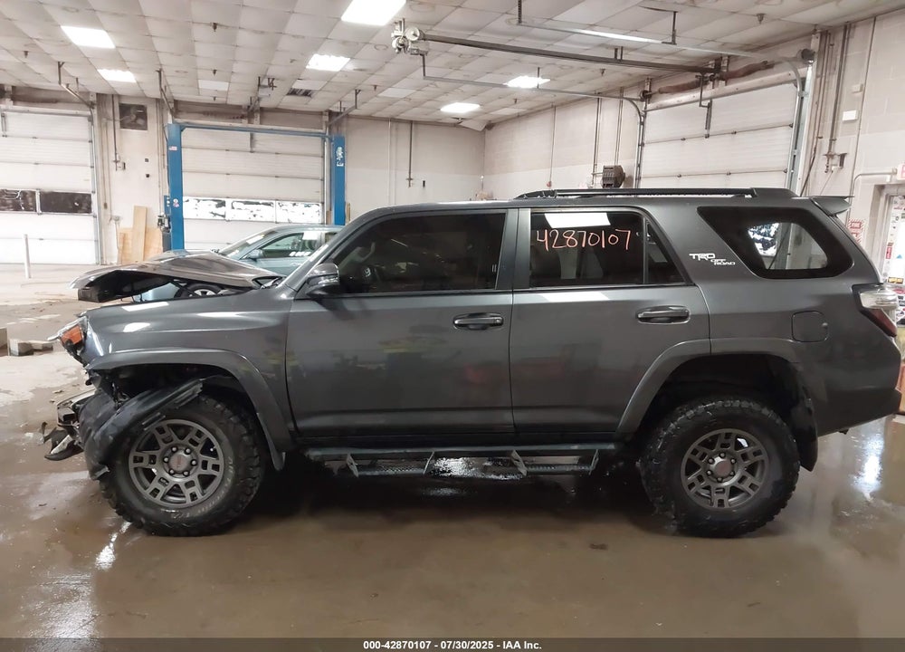 2020 TOYOTA 4RUNNER VIN: JTEBU5JR1L5807749
