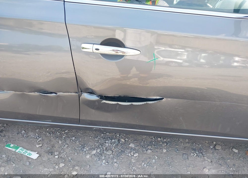 2019 NISSAN SENTRA SV VIN: 3N1AB7AP5KY213069