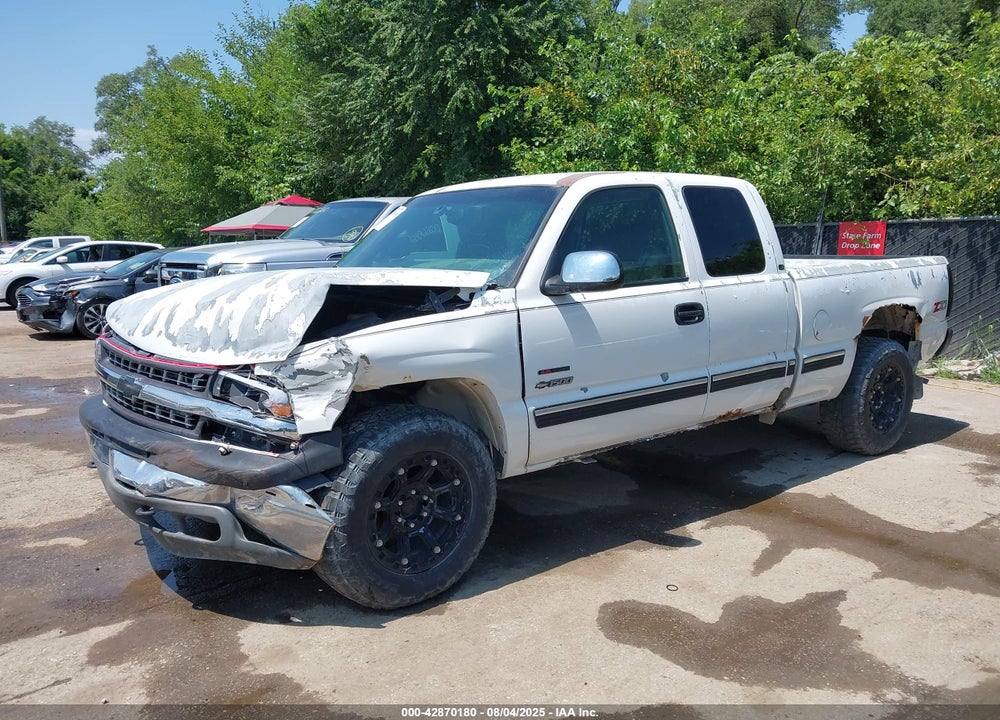 2001 CHEVROLET SILVERADO 1500 LS VIN: 2GCEK19T911406125