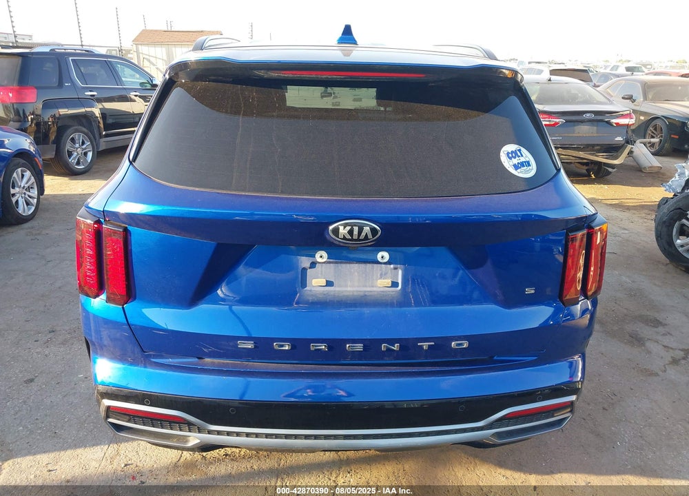 2021 KIA SORENTO VIN: 5XYRL4LC0MG010846