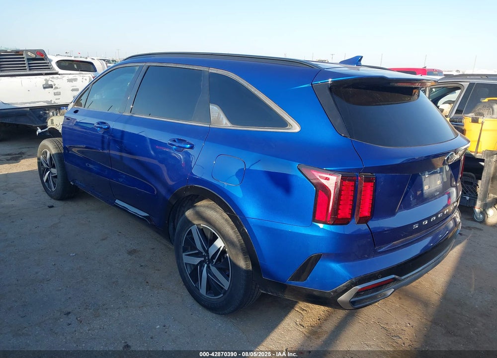 2021 KIA SORENTO VIN: 5XYRL4LC0MG010846