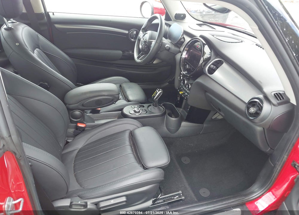 2023 MINI HARDTOP VIN: WMW13DJ04P2U25489