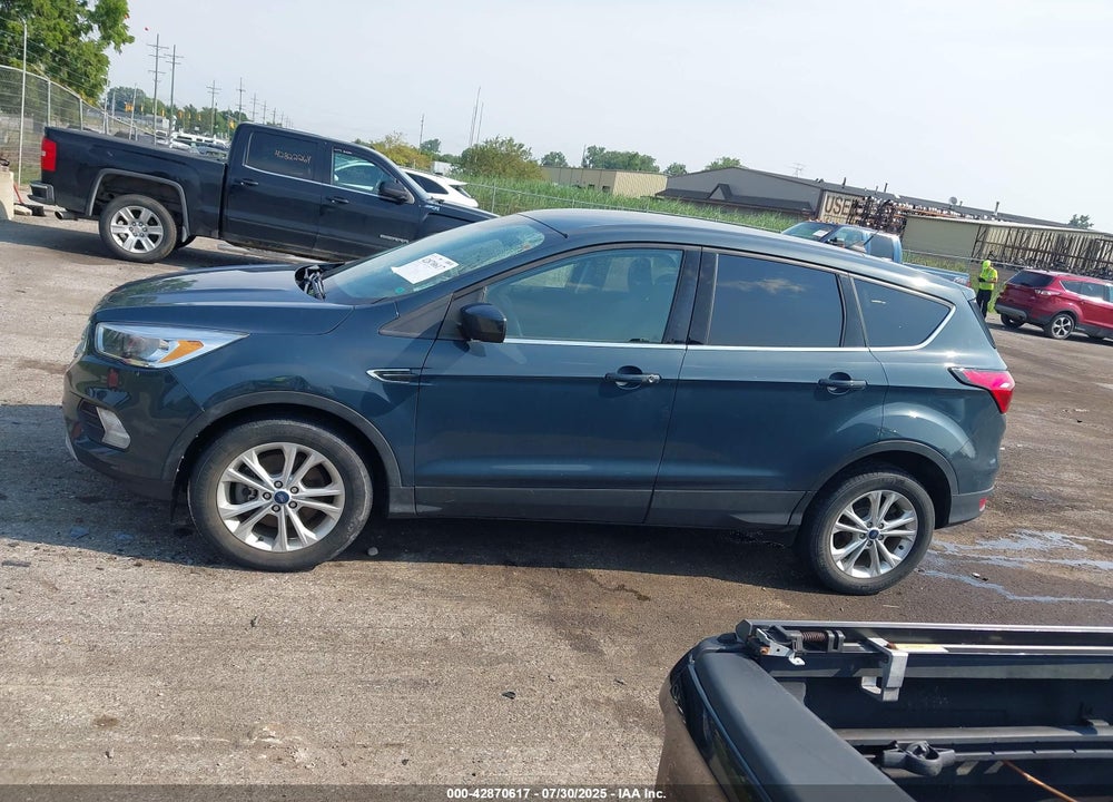 2019 FORD ESCAPE VIN: 1FMCU9GD0KUA61306