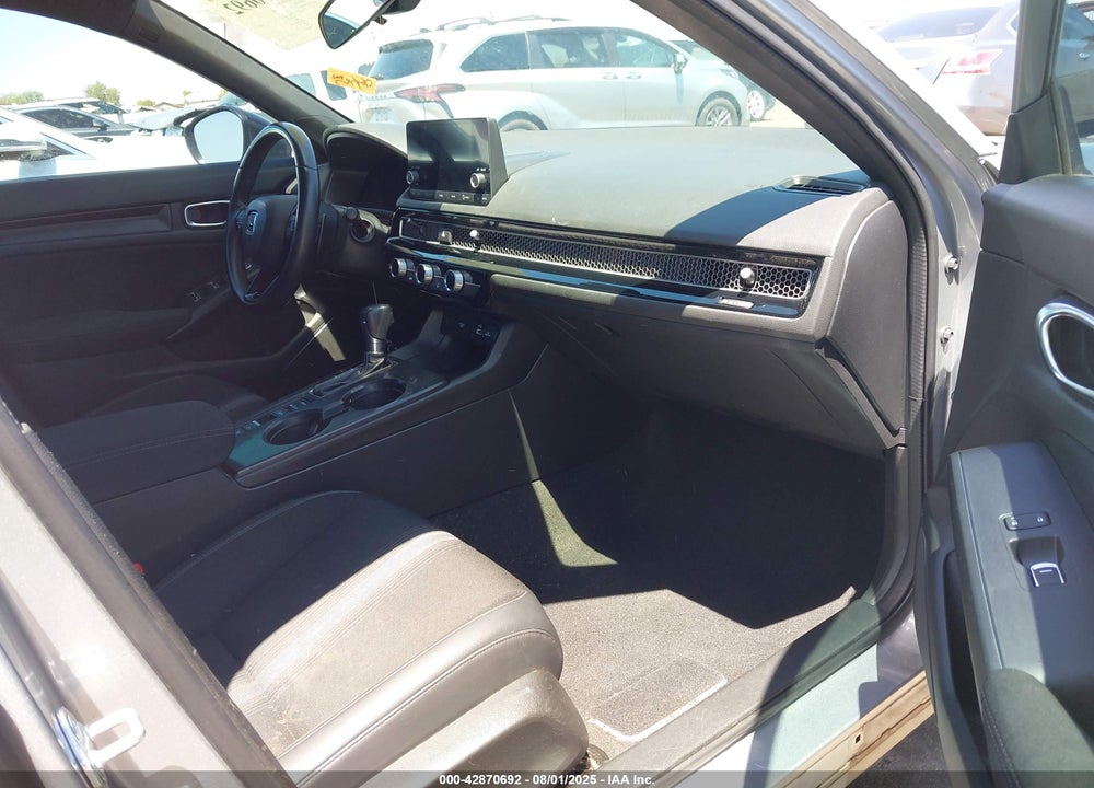 2022 HONDA CIVIC VIN: 2HGFE2F52NH600940