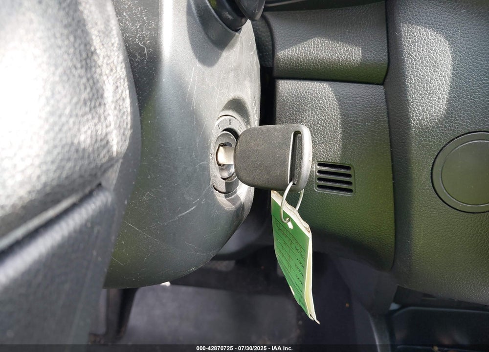 2016 HONDA FIT VIN: JHMGK5H5XGX022223