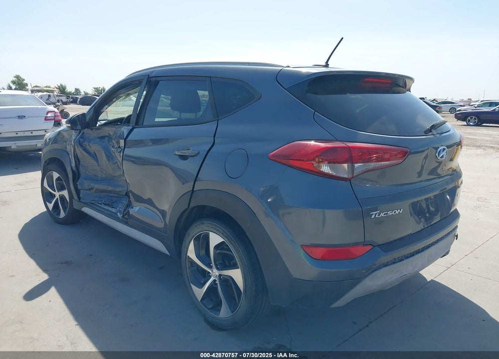 2017 HYUNDAI TUCSON VIN: KM8J33A26HU518899