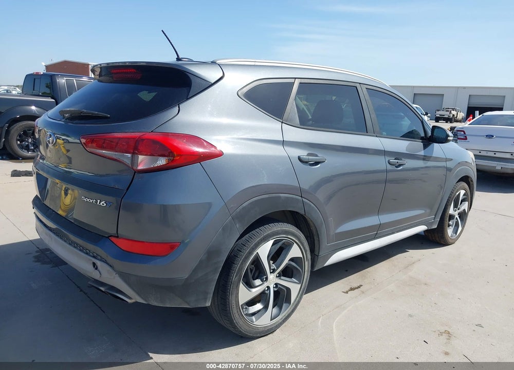 2017 HYUNDAI TUCSON VIN: KM8J33A26HU518899