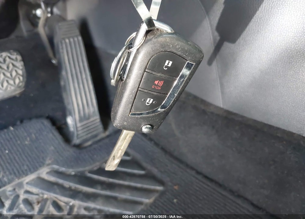 2019 TOYOTA RAV4 VIN: JTMH1RFV4KD037958