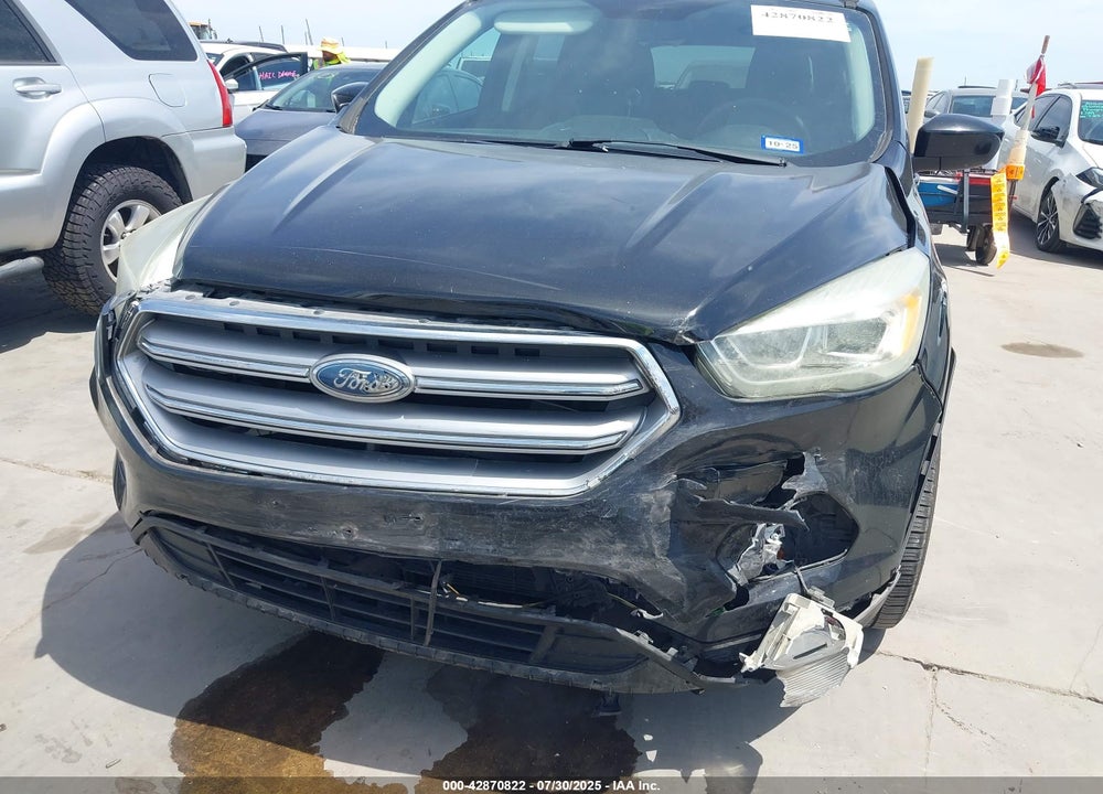 2017 FORD ESCAPE VIN: 1FMCU0GD0HUC24458