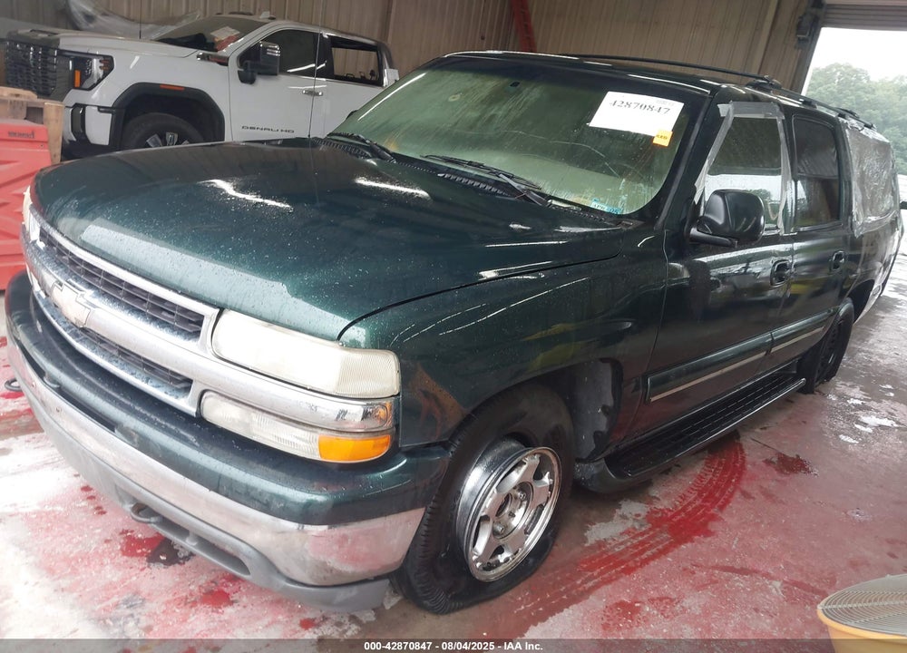2001 CHEVROLET SUBURBAN 1500 LT VIN: 3GNEC16T51G247040