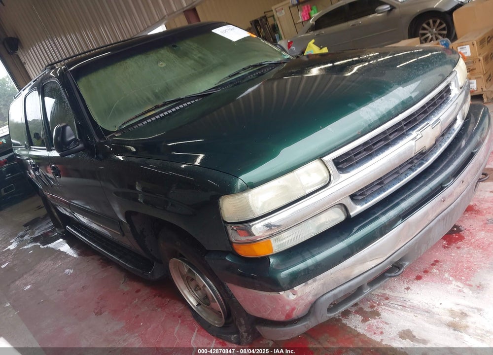 2001 CHEVROLET SUBURBAN 1500 LT VIN: 3GNEC16T51G247040