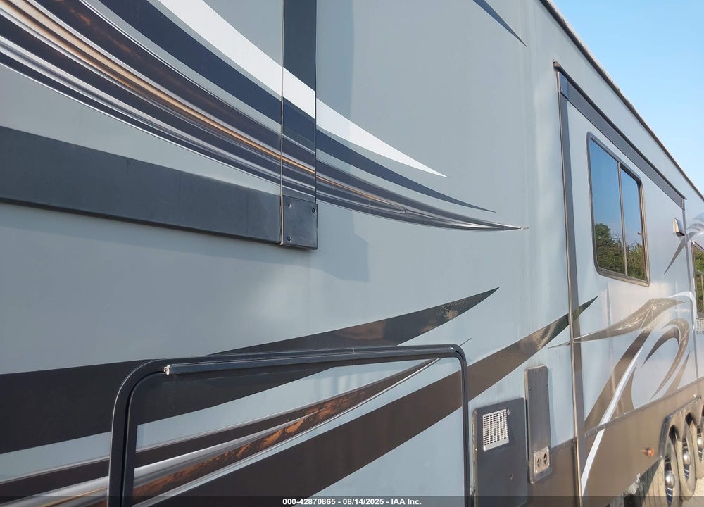 2016 HEARTLAND RV CYCLONE 4000 TOY HAULER TRAVEL TRAILER VIN: 5SFCG4330GE317051